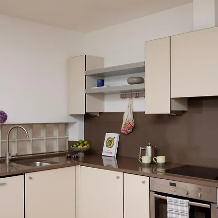 Bob W Tower Hill Residences London Exterior photo