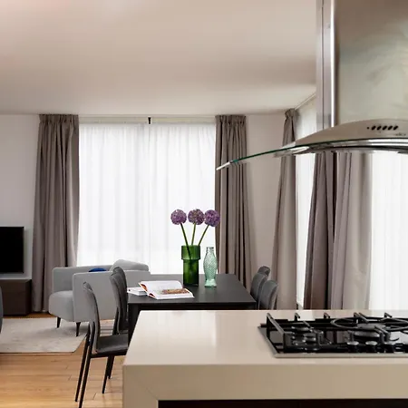 Bob W Tower Hill Residences London Exterior photo