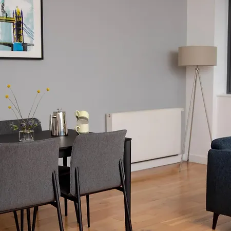 Bob W Tower Hill Residences London Exterior photo