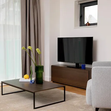 Bob W Tower Hill Residences London Exterior photo